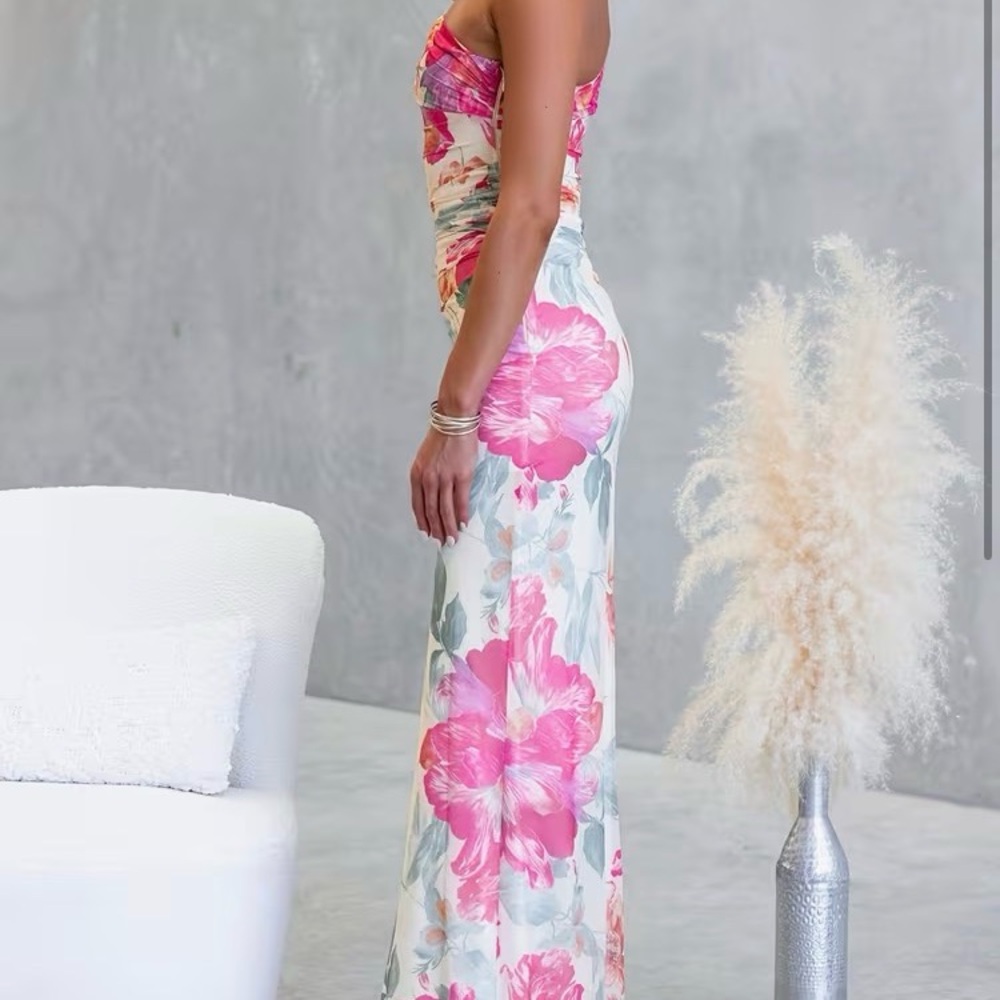 Floral One-Shoulder Maxi Dress in Pink and Cream - Picture 2 of 2